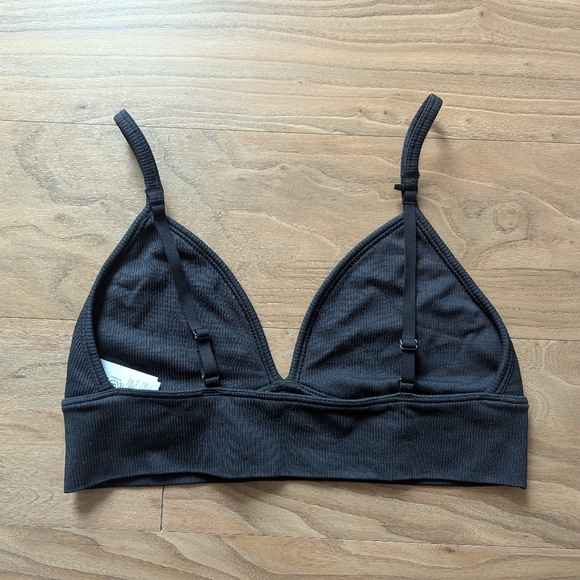 Athleta Charcoal Ribbed Bralette - Picture 4 of 7